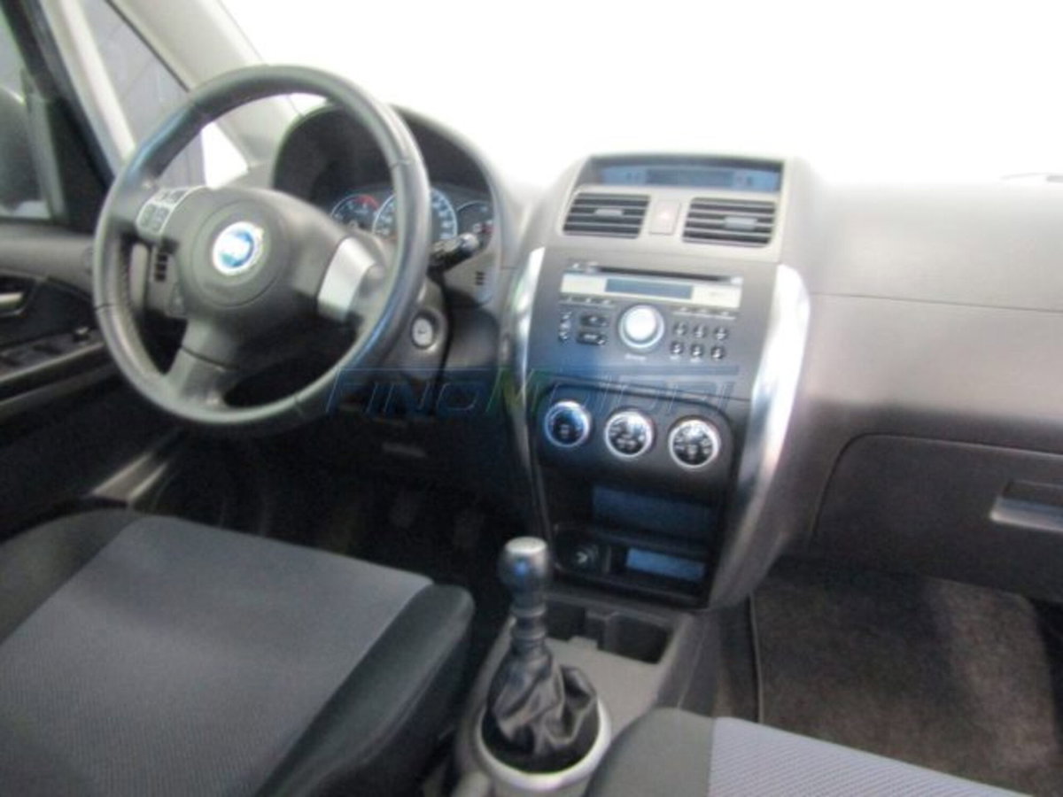 Fiat Sedici 1.9 MJT 4x4 Dynamic (6)