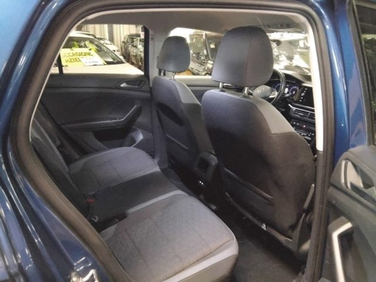 Volkswagen T-Cross 1.0 TSI 110 CV DSG Advanced (9)