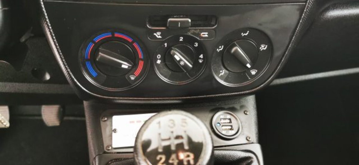 Fiat Fiorino 1.3 MJT 95CV Cargo (12)