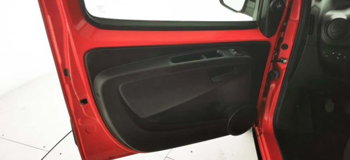 Fiat Fiorino 1.3 MJT 95CV Cargo (19)