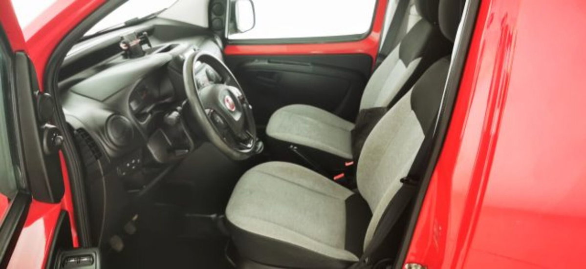 Fiat Fiorino 1.3 MJT 95CV Cargo (9)