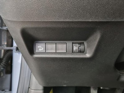 Jeep Avenger 1.2 turbo Summit fwd 100cv (10)