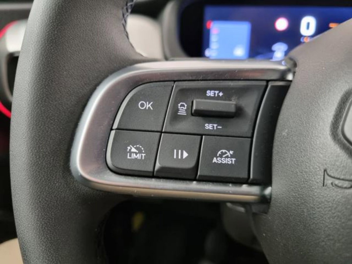 Jeep Avenger 1.2 turbo Summit fwd 100cv (14)