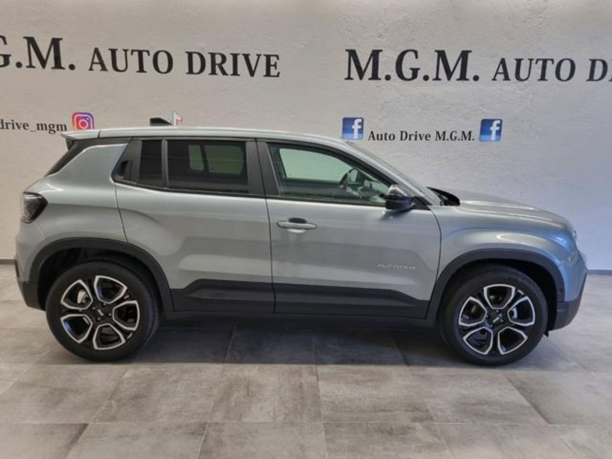 Jeep Avenger 1.2 turbo Summit fwd 100cv (4)