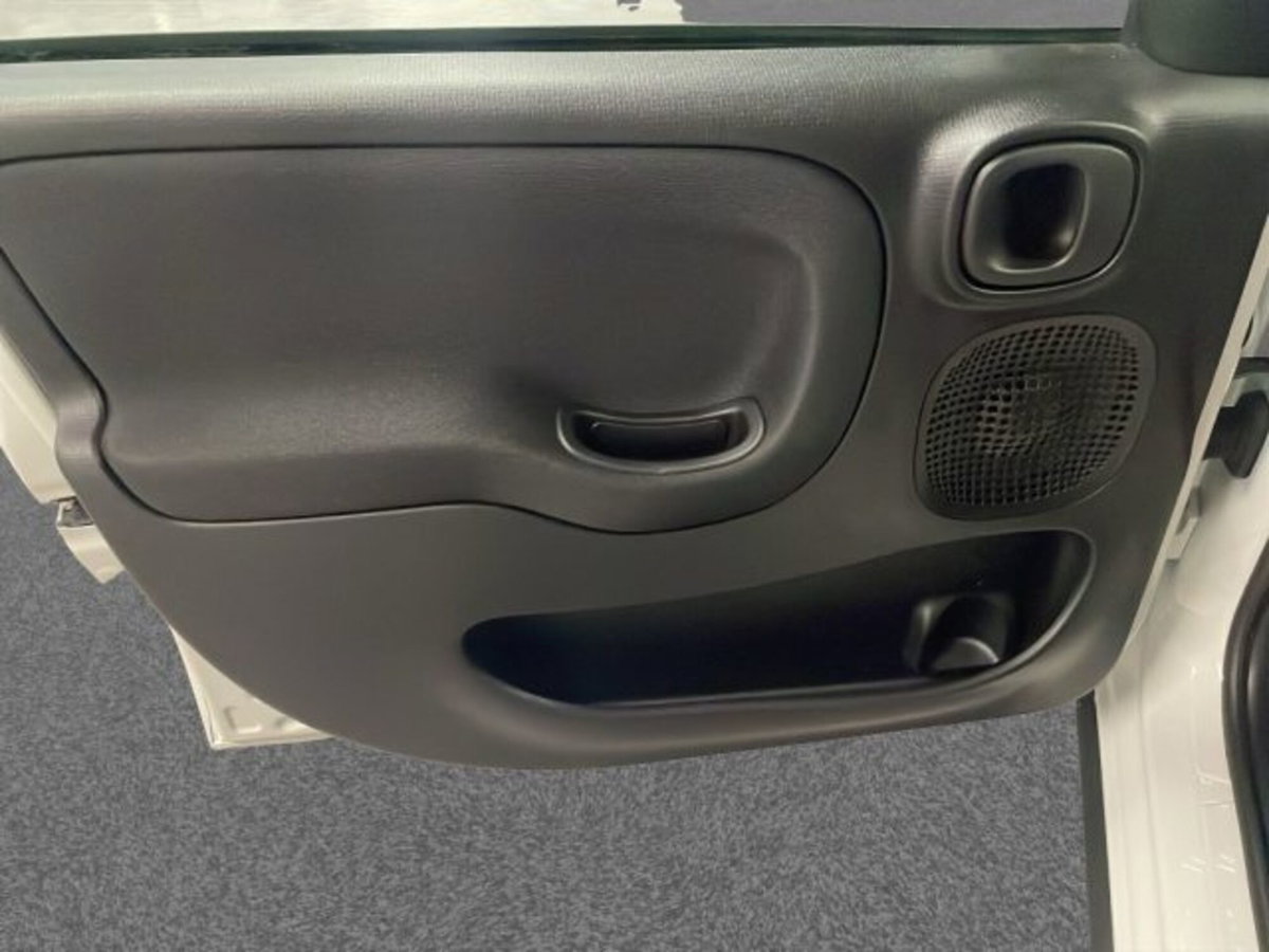 Fiat Panda 1.0 firefly hybrid s&s 70cv 5p.ti (12)