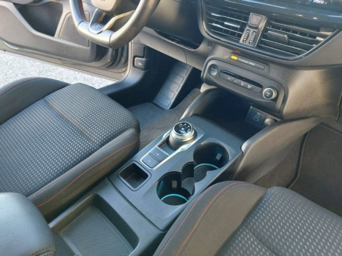 Ford Focus Station Wagon 1.5 EcoBlue 120 CV aut. SW ST-Line Design (19)