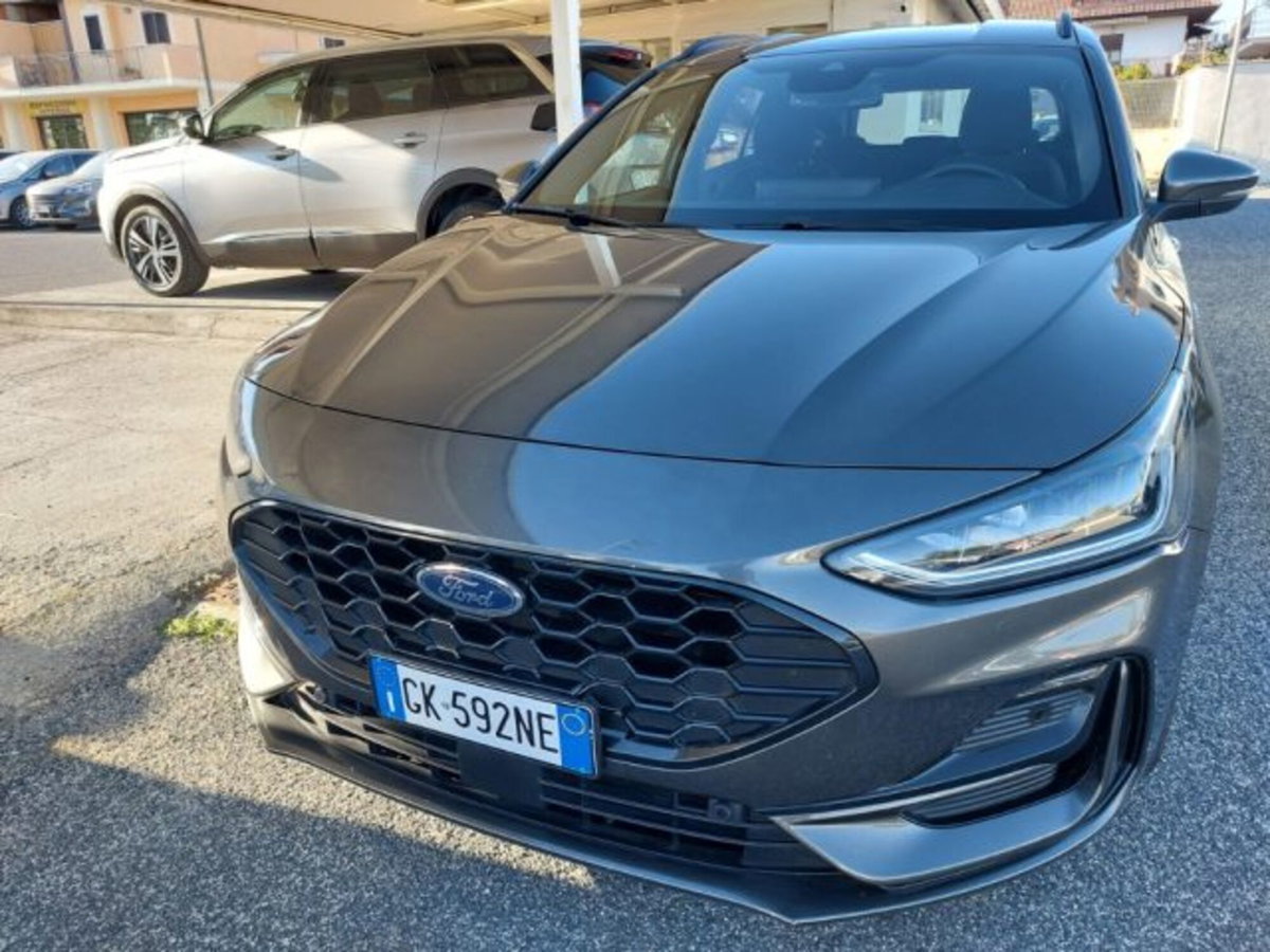 Ford Focus Station Wagon 1.5 EcoBlue 120 CV aut. SW ST-Line Design (2)