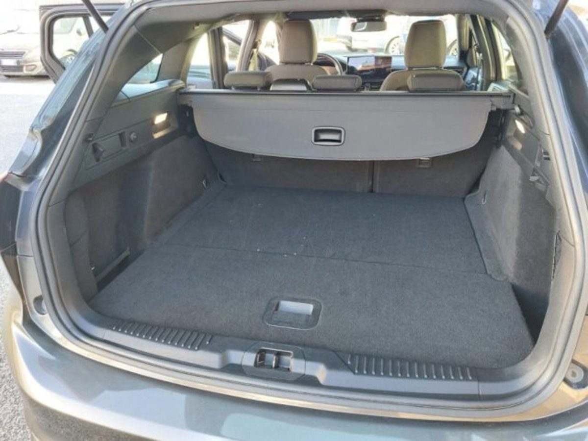 Ford Focus Station Wagon 1.5 EcoBlue 120 CV aut. SW ST-Line Design (9)