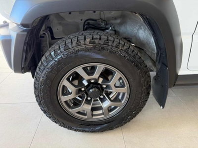 Suzuki Jimny 1.5 5MT Top (12)
