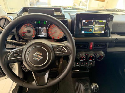 Suzuki Jimny 1.5 5MT Top (8)