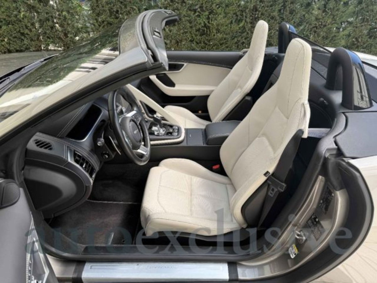 Jaguar F-Type Cabrio 5.0 V8 450 CV aut Convertibile R-Dynamic Black (11)