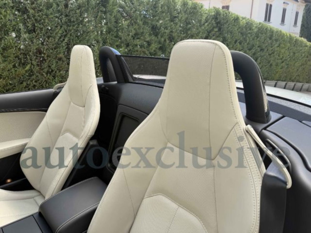 Jaguar F-Type Cabrio 5.0 V8 450 CV aut Convertibile R-Dynamic Black (12)