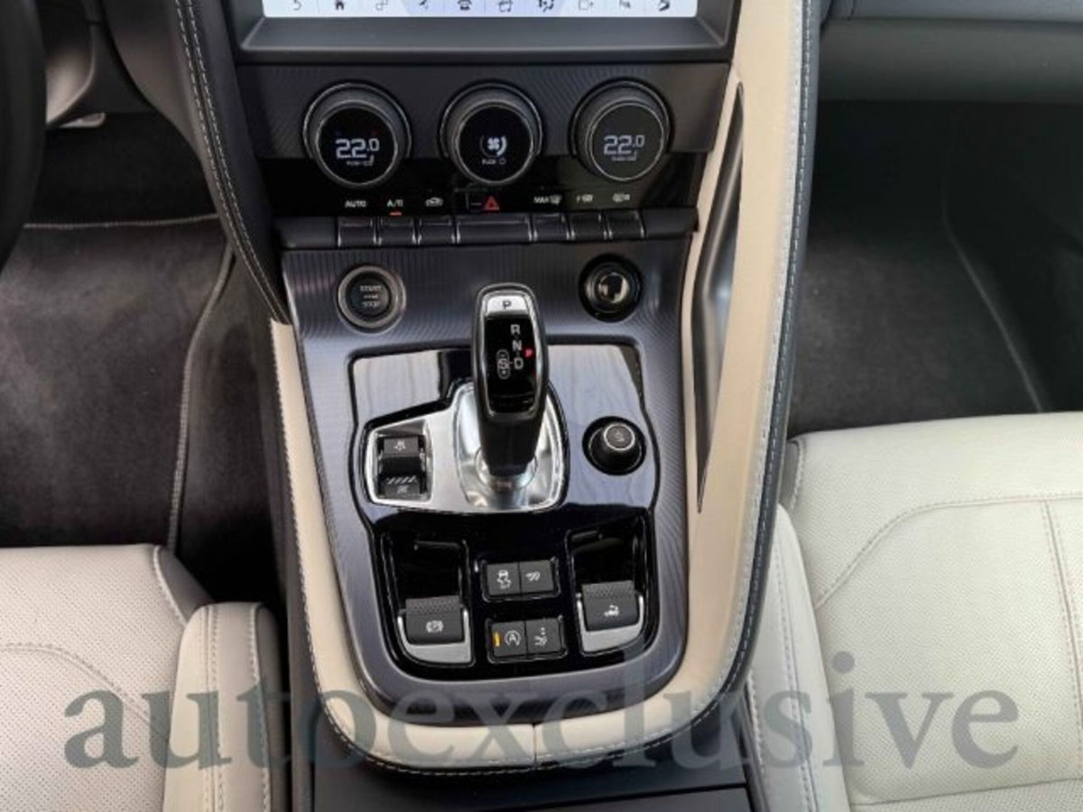 Jaguar F-Type Cabrio 5.0 V8 450 CV aut Convertibile R-Dynamic Black (16)
