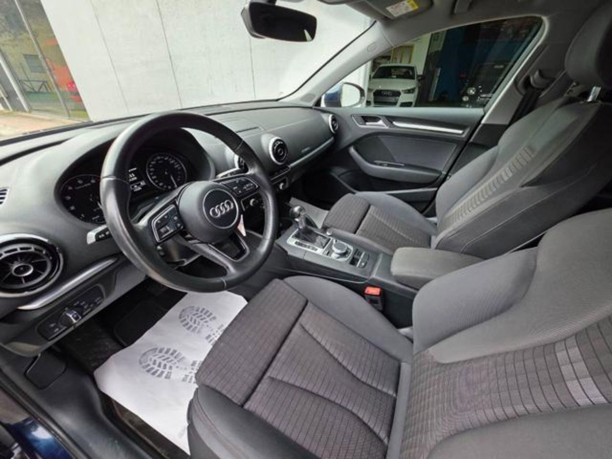 Audi A3 Sportback 1.4 TFSI g-tron Sport (10)