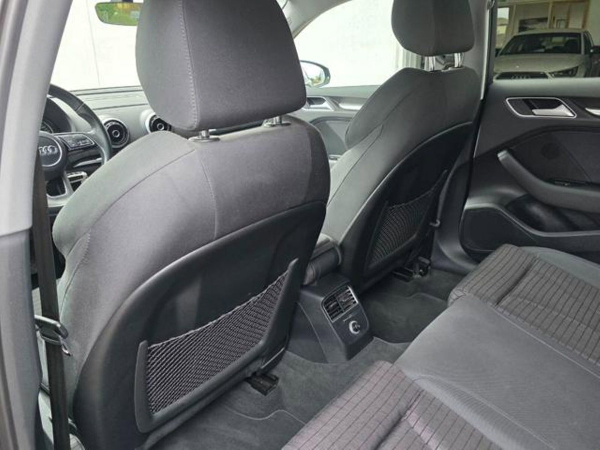 Audi A3 Sportback 1.4 TFSI g-tron Sport (17)
