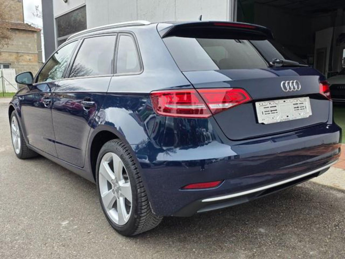 Audi A3 Sportback 1.4 TFSI g-tron Sport (8)