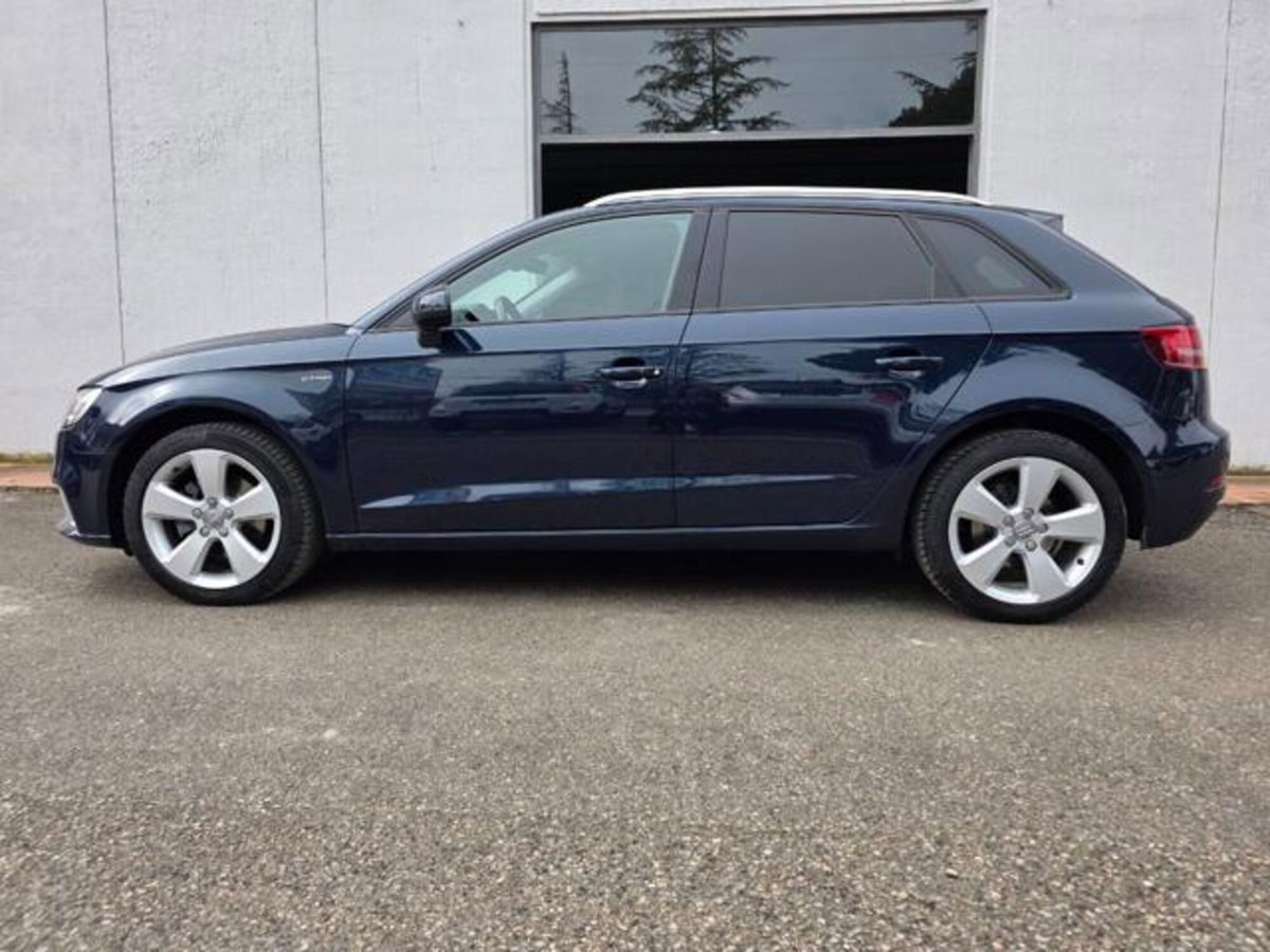 Audi A3 Sportback 1.4 TFSI g-tron Sport (9)
