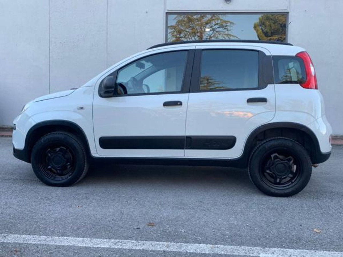 Fiat Panda 0.9 TwinAir Turbo S&S 4x4 Trussardi (17)