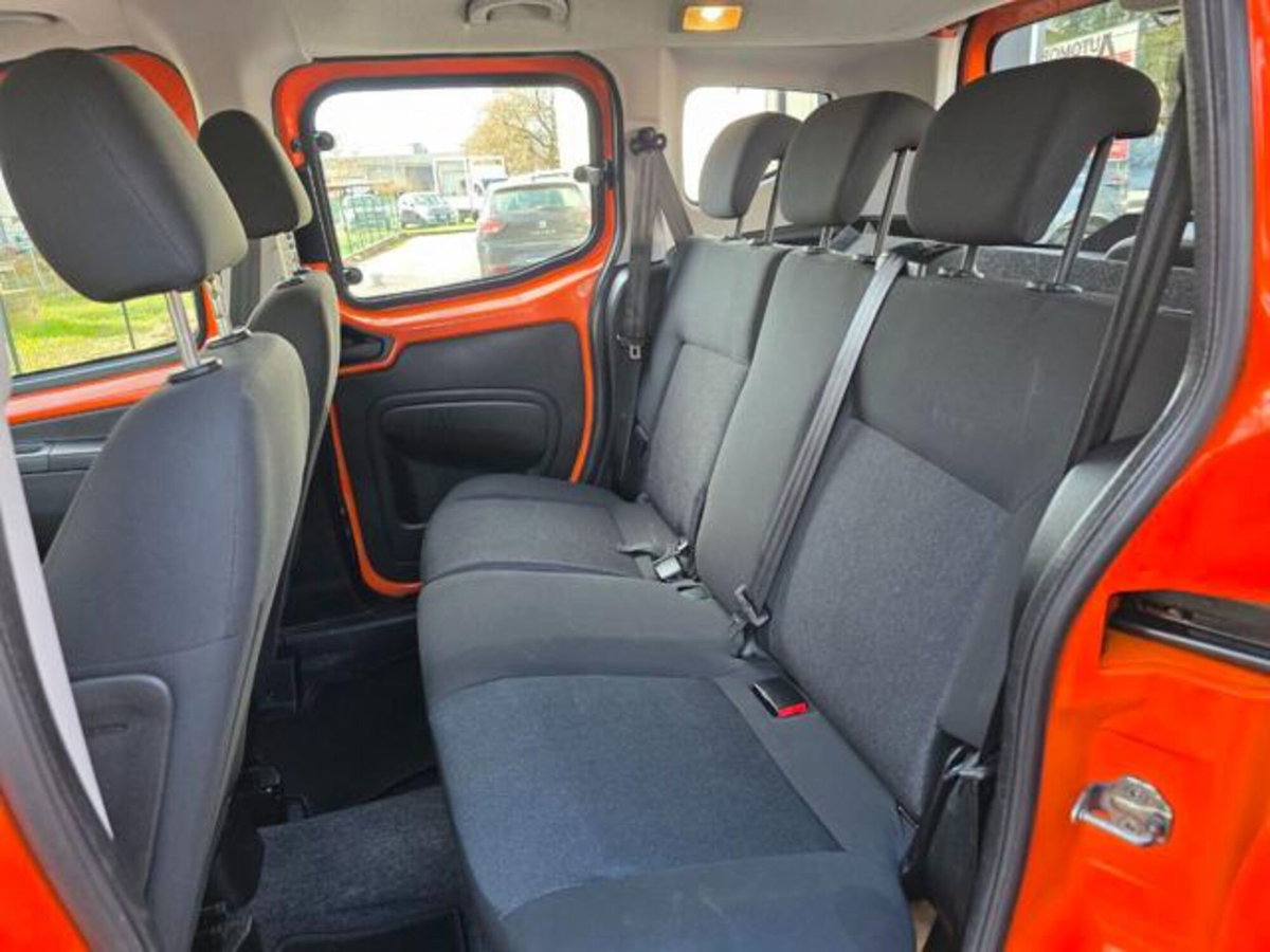 Fiat Qubo 1.4 8V 77 CV Lounge Natural Power (11)