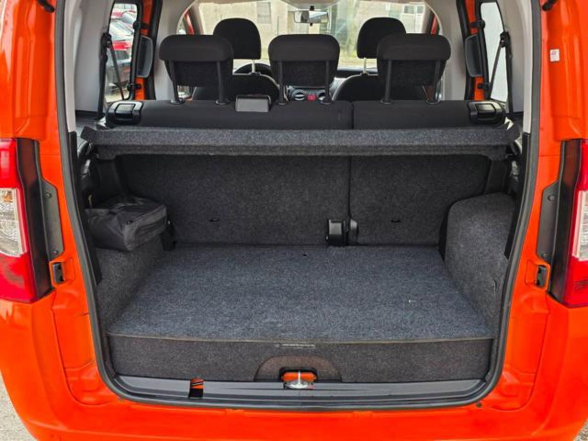 Fiat Qubo 1.4 8V 77 CV Lounge Natural Power (15)