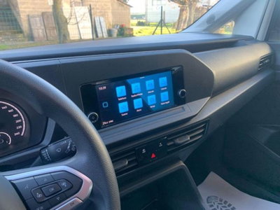 Volkswagen Caddy 2.0 TDI 102 CV (12)