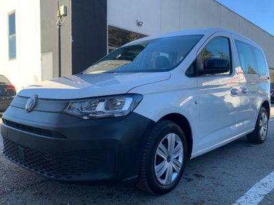 Volkswagen Caddy 2.0 TDI 102 CV (4)