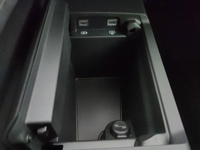 Peugeot 3008 1.2 hybrid GT 145cv e-dcs6 (20)