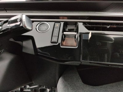 Peugeot 3008 1.2 hybrid GT 145cv e-dcs6 (9)