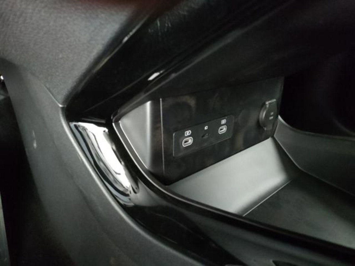 Byd Seal U 87 kWh Design (20)
