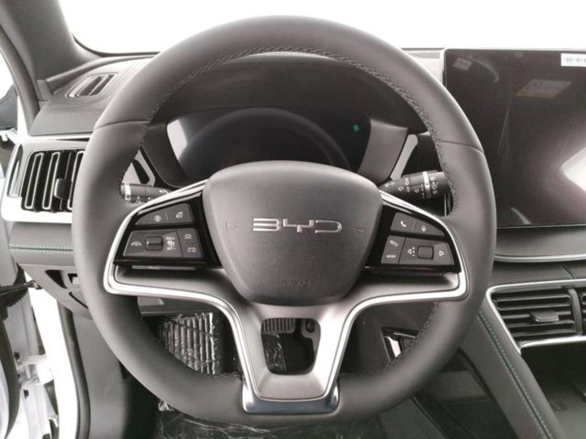 Byd Seal U 87 kWh Design (8)