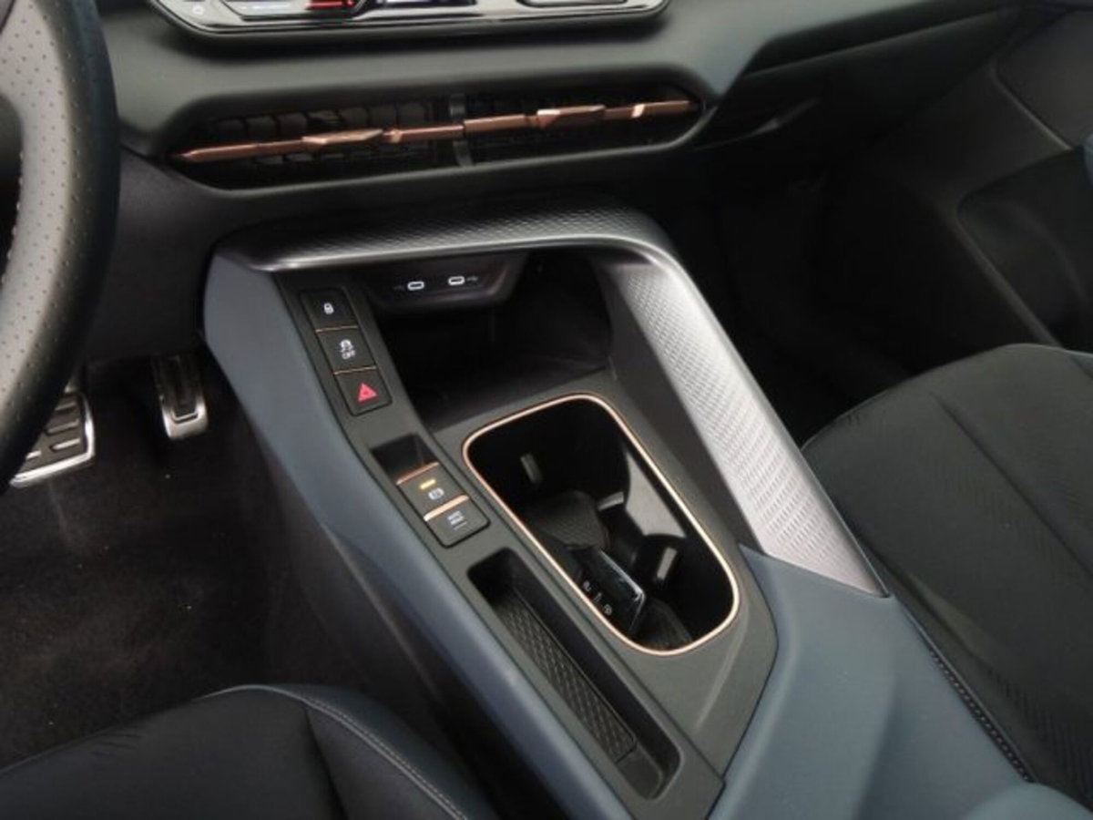 Cupra Terramar 1.5 hybrid 150cv dsg (13)