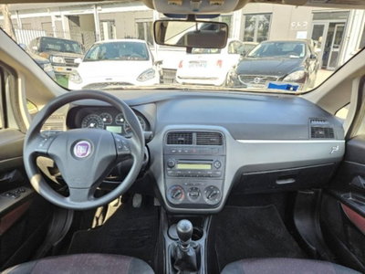 Fiat Grande Punto 1.2 5 porte Active (8)
