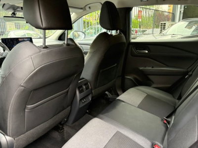 Nissan Qashqai 1.3 mhev N-Connecta 2wd 140cv (12)