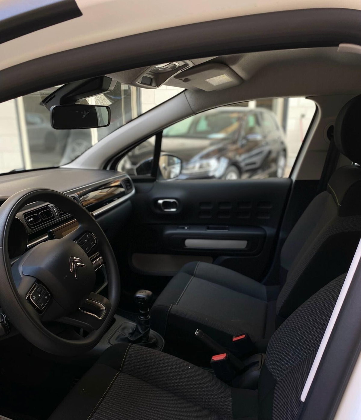 Citroen C3 BlueHDi 100 S&S Feel Pack (5)