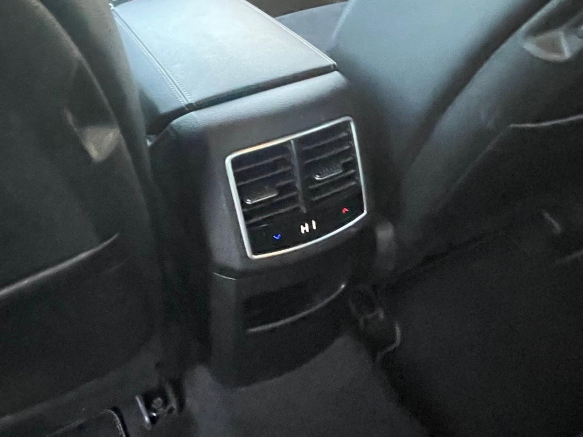 Kia Sportage 1.6 crdi mhev GT-line Plus dct (20)