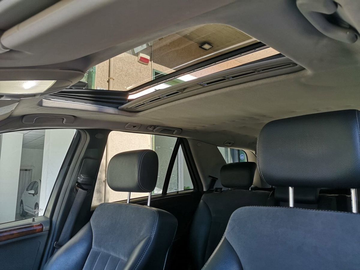 Mercedes-Benz Classe ML 320 CDI Sport (14)