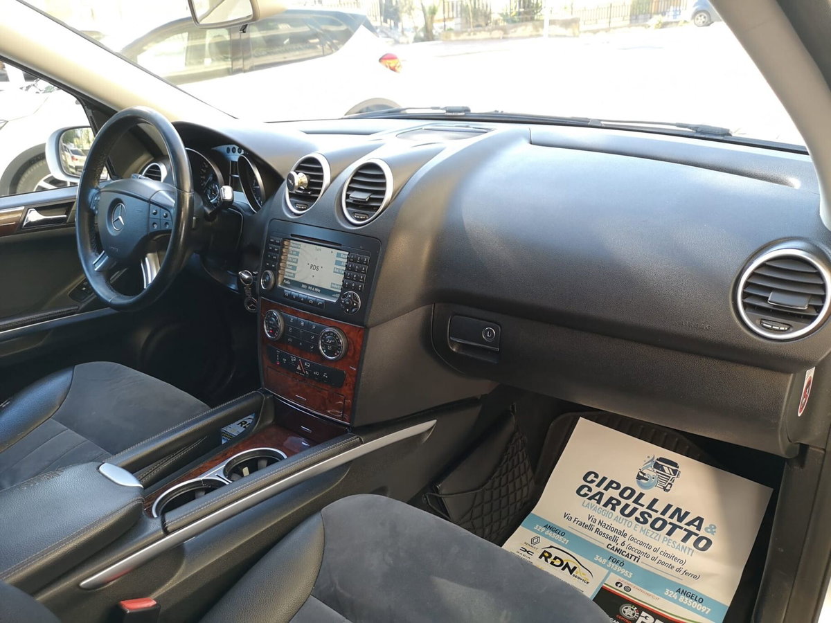 Mercedes-Benz Classe ML 320 CDI Sport (19)