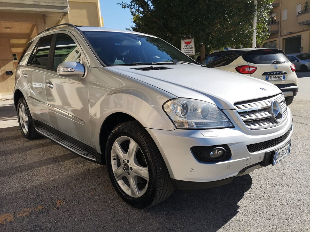 Mercedes-Benz Classe ML 320 CDI Sport (3)