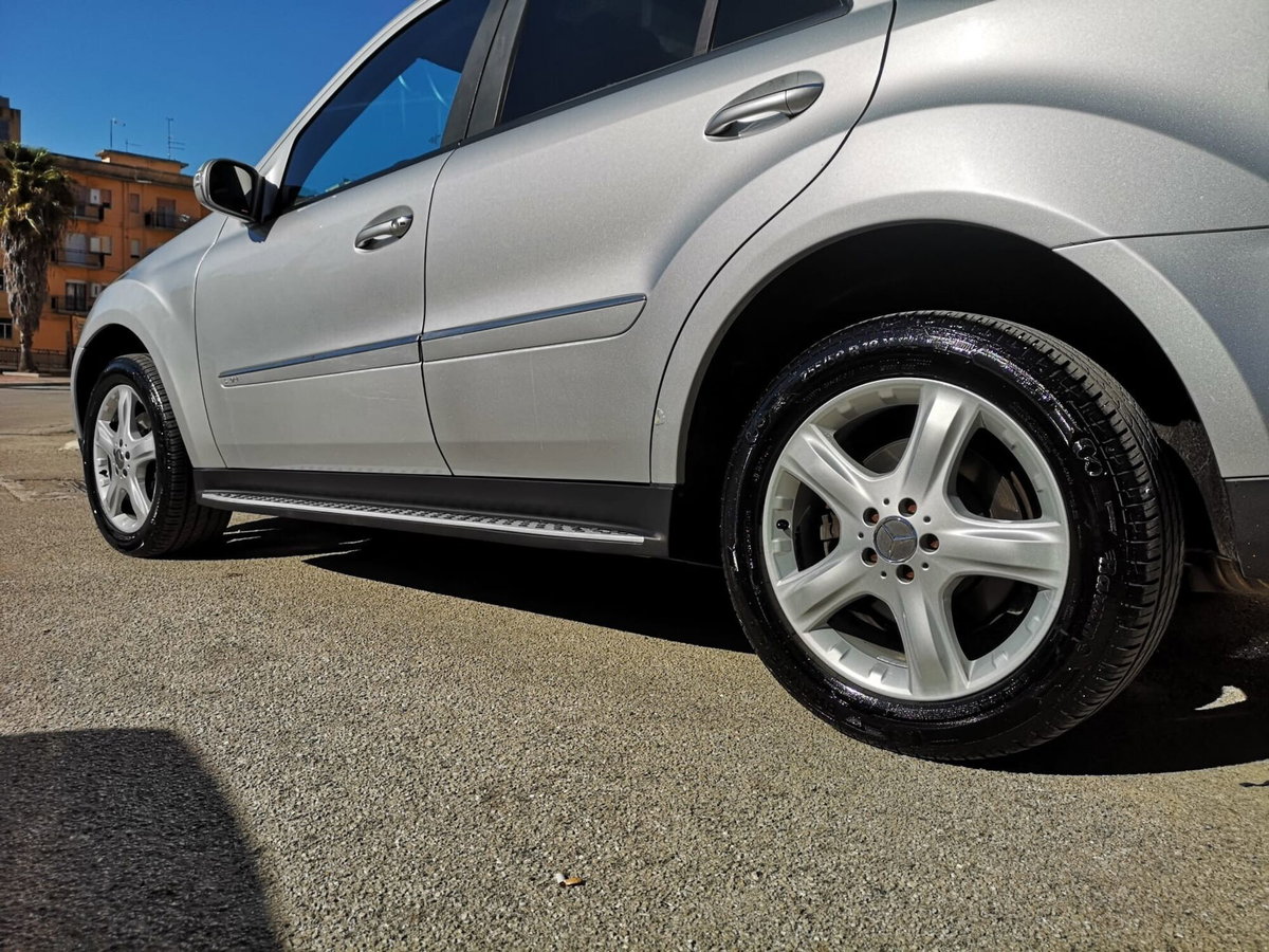 Mercedes-Benz Classe ML 320 CDI Sport (9)