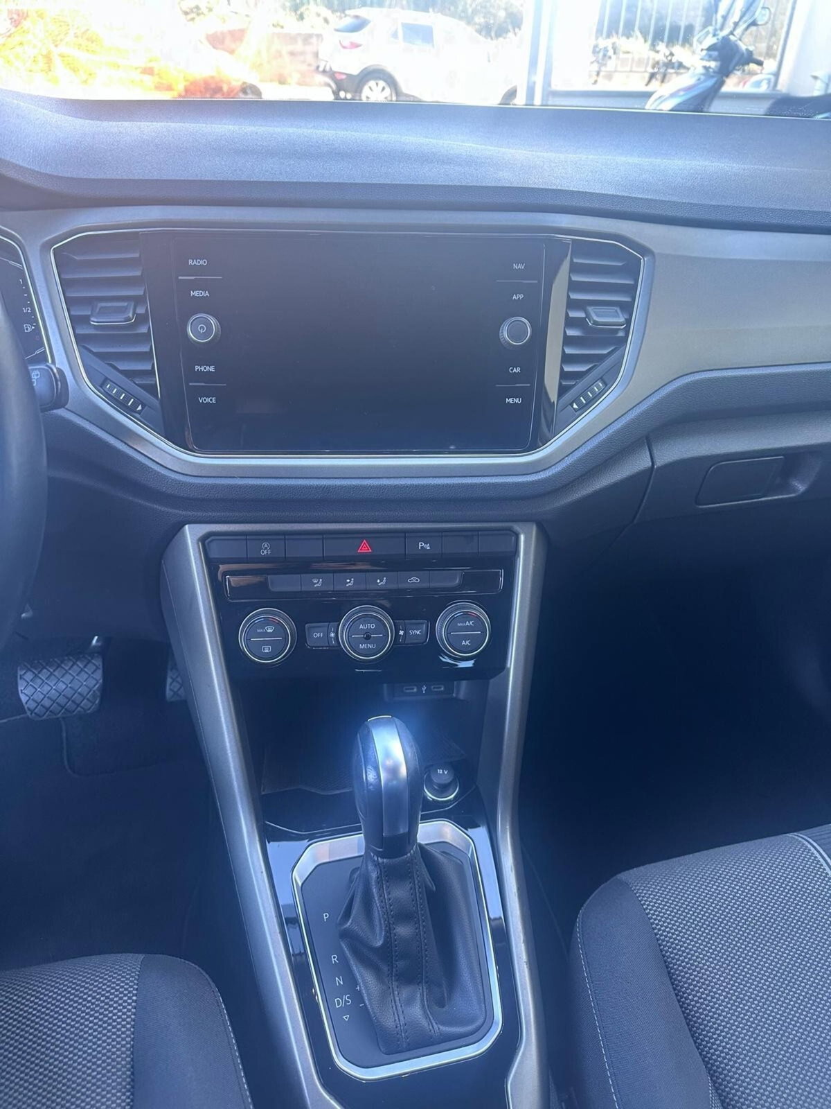 Volkswagen T-Roc 1.5 TSI ACT Style BlueMotion Technology (12)