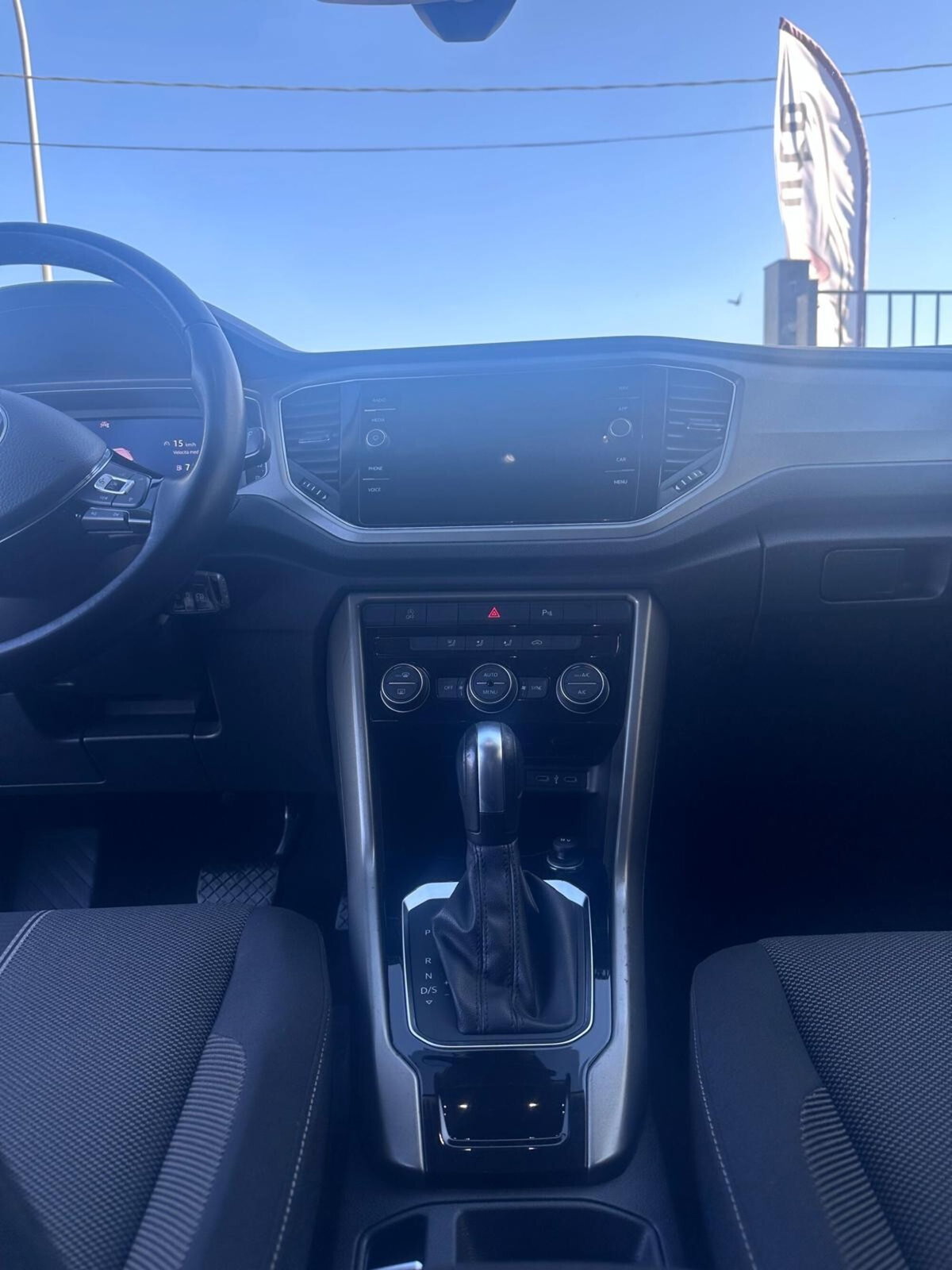 Volkswagen T-Roc 1.5 TSI ACT Style BlueMotion Technology (13)