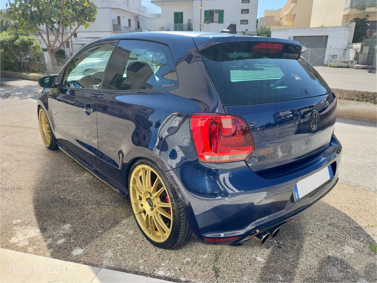 Volkswagen Polo 1.4 TSI DSG 3 porte GTI (8)