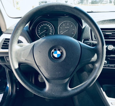 BMW Serie 1 116d 2.0 116CV cat 5 porte Attiva DPF (10)