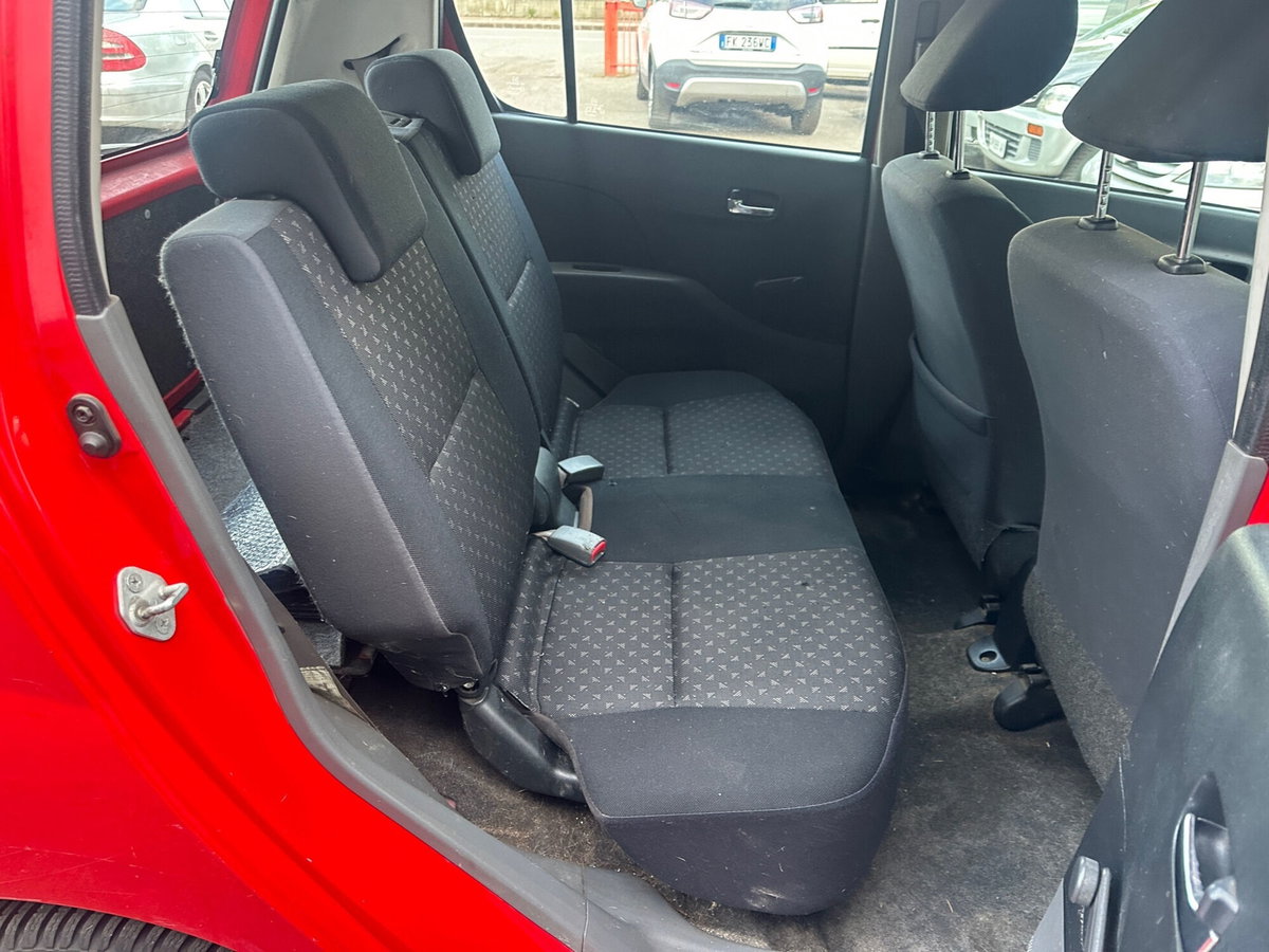 Daihatsu Cuore 1.0 12V Hiro (13)