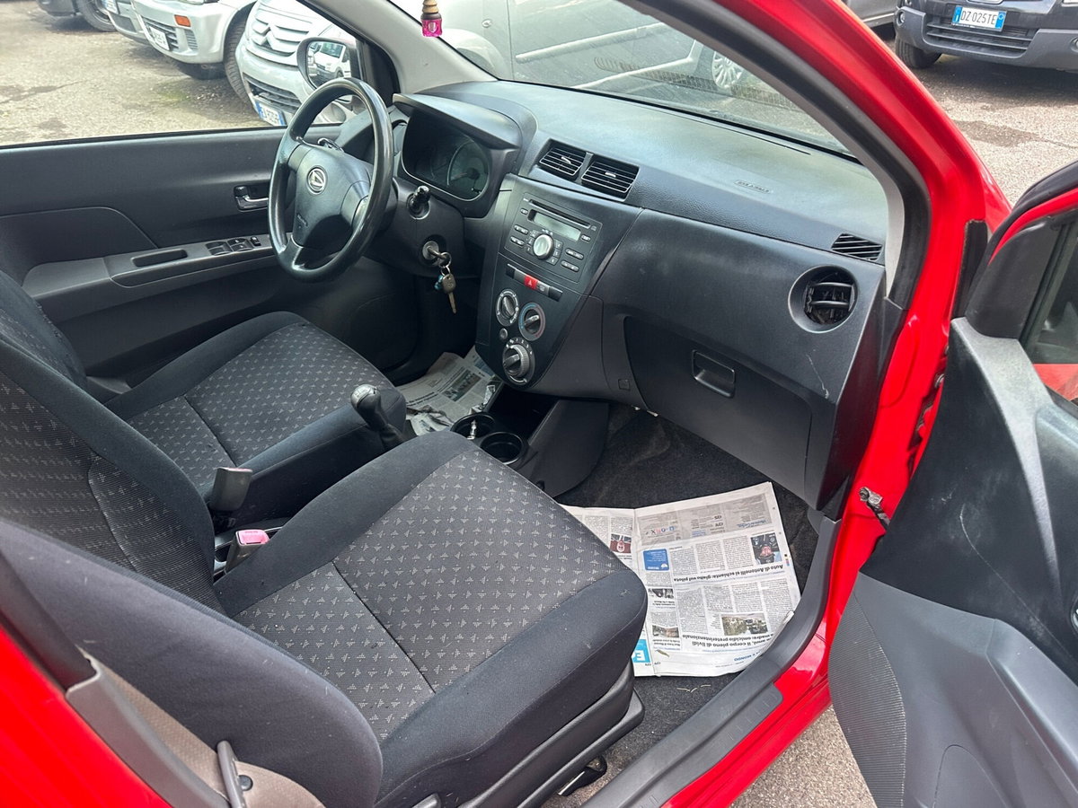 Daihatsu Cuore 1.0 12V Hiro (14)