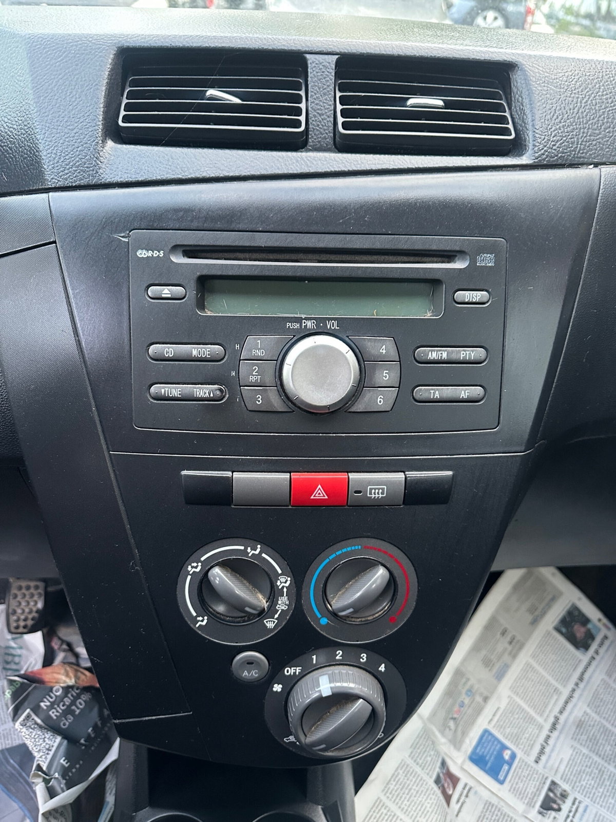 Daihatsu Cuore 1.0 12V Hiro (16)