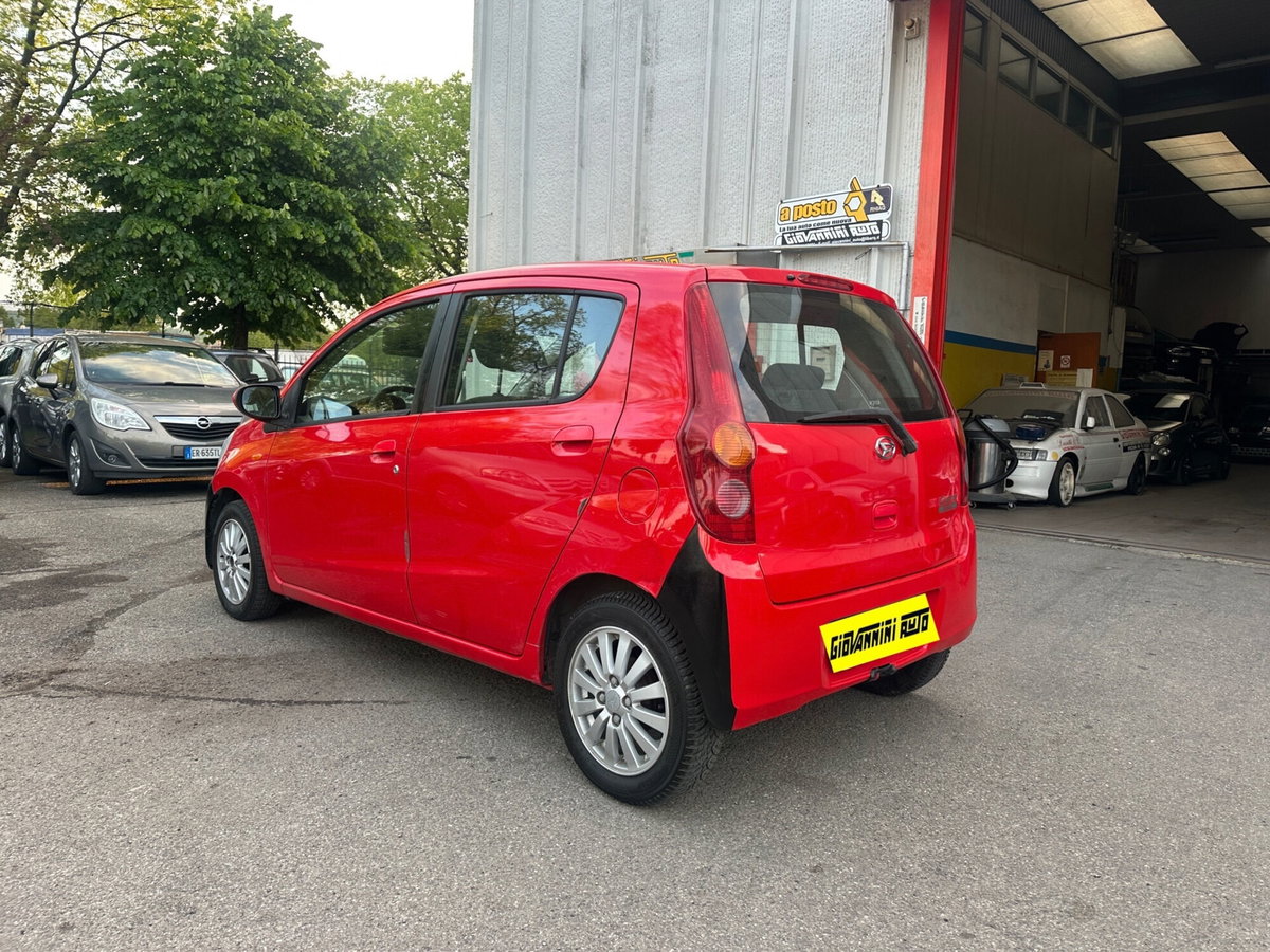 Daihatsu Cuore 1.0 12V Hiro (6)
