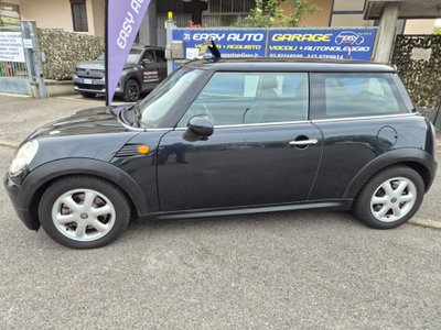 MINI Mini 1.6 16V Cooper (2)