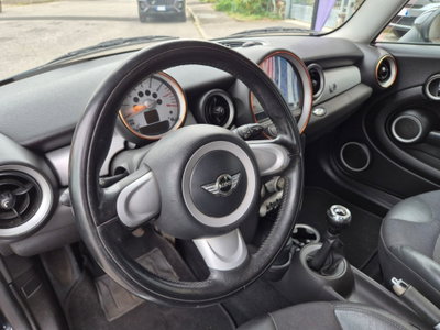 MINI Mini 1.6 16V Cooper (9)