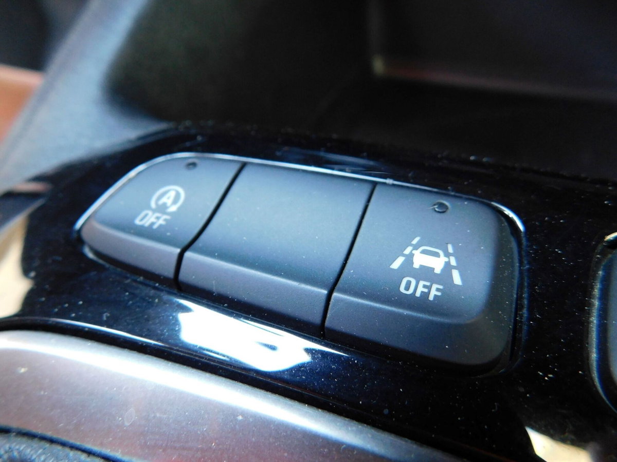 Opel Corsa 1.2 Edition (20)